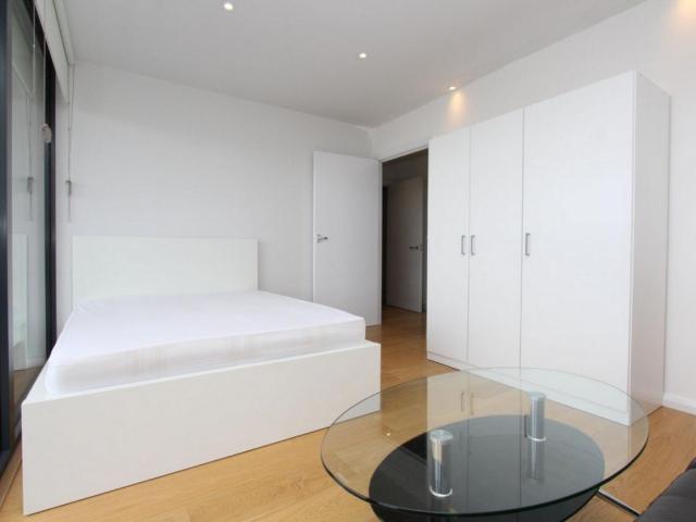 Room for rent in East Greenwich, Greater London