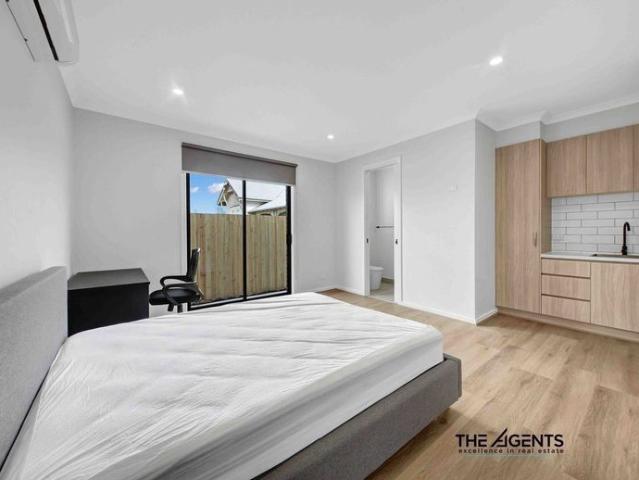 Room for rent in Lara, Victoria
