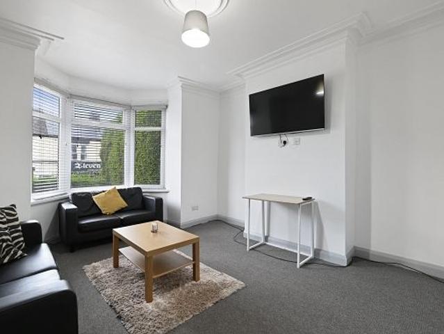 Room for rent in Wybourn, South Yorkshire