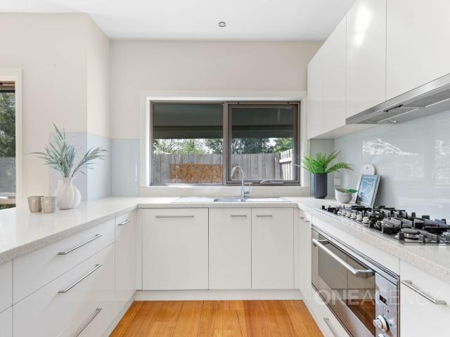 Townhouse for sale in Camerons Creek, Victoria