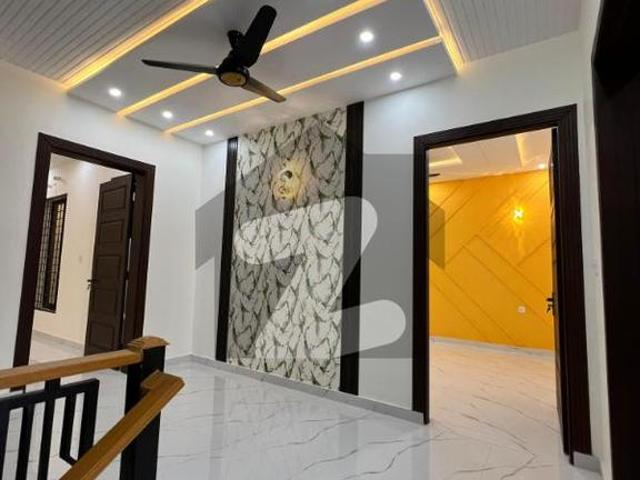 House for sale in Sialkot, Islamabad Capital Territory