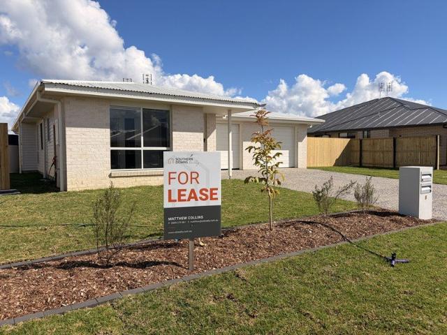 Duplex for rent in Rosenthal Heights, Queensland