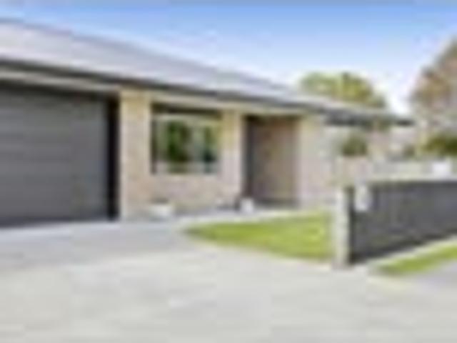 House for sale in Stratford, Stratford District