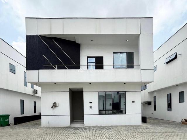 Detached duplex for rent in Eti Osa, Lagos