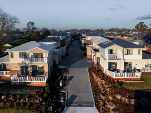 Townhouse for rent in Gisborne, Victoria