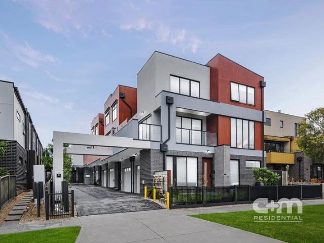 Townhouse for sale in Camerons Creek, Victoria