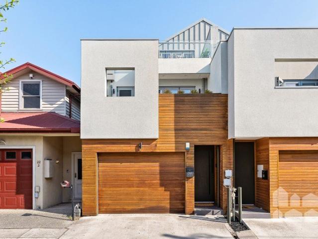 Townhouse for sale in Camerons Creek, Victoria