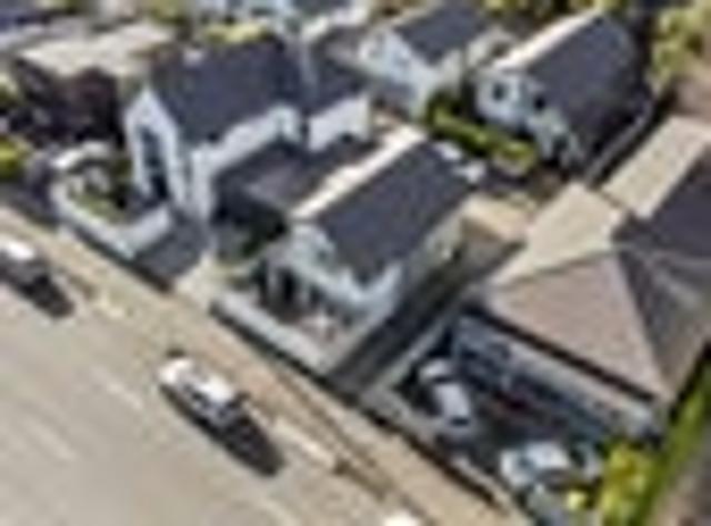 Townhouse for sale in Heathcote, Canterbury