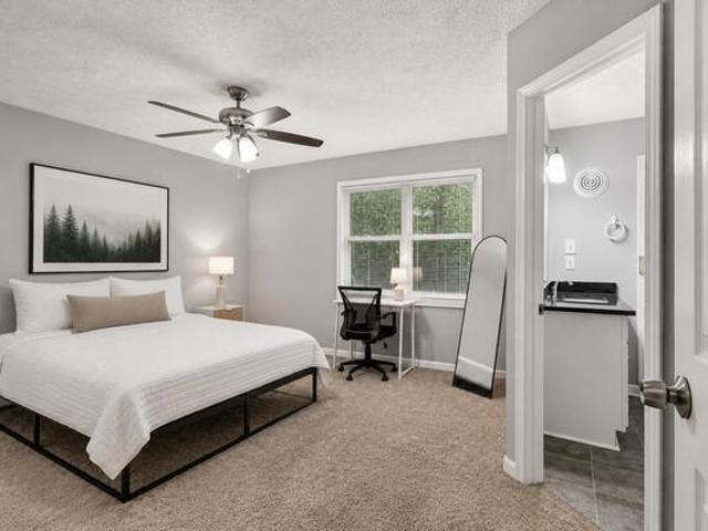 Room for rent in Redan, Georgia