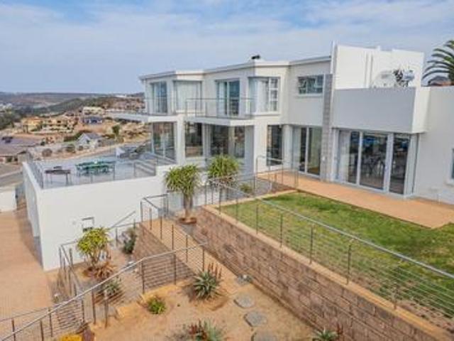 House for sale in Groot Brak Rivier, Western Cape