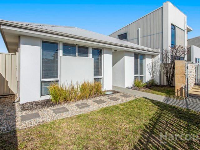 House for rent in Golden Bay, Western Australia