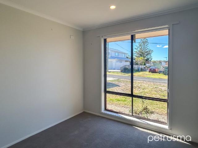 House for rent in South Arm, Tasmania