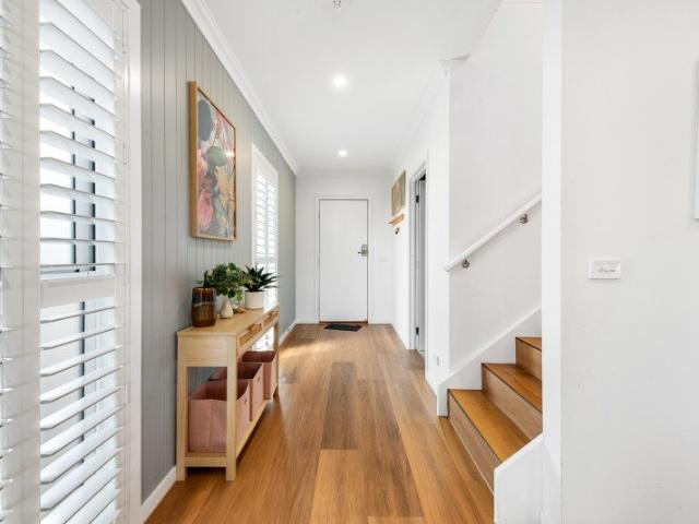 House for sale in Lakes Entrance, Victoria
