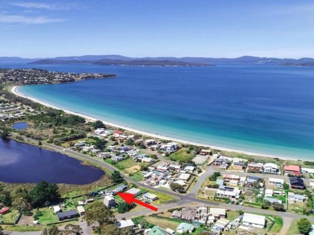 House for rent in Primrose Sands, Tasmania