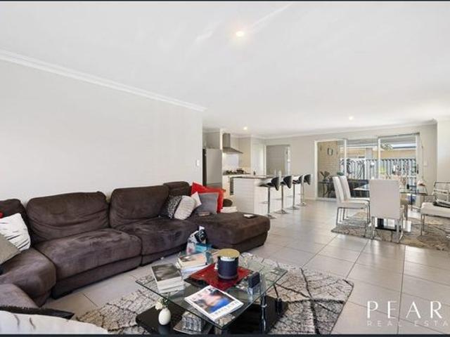Townhouse for rent in Rockingham, Western Australia