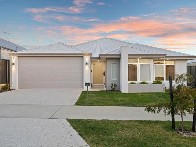 House for sale in Parklands, Western Australia