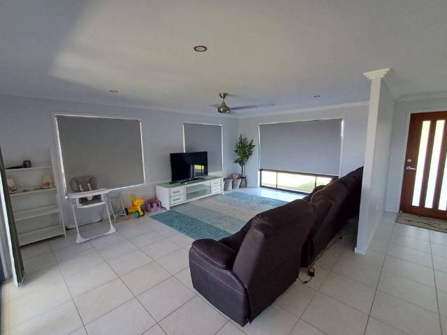 House for rent in Innes Park, Queensland