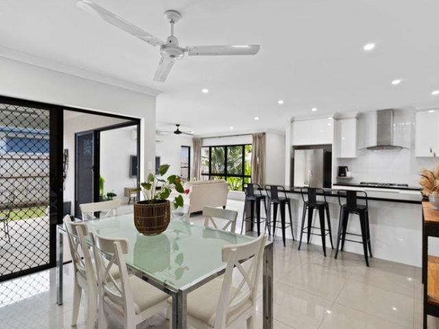 House for sale in Kewarra Beach, Queensland