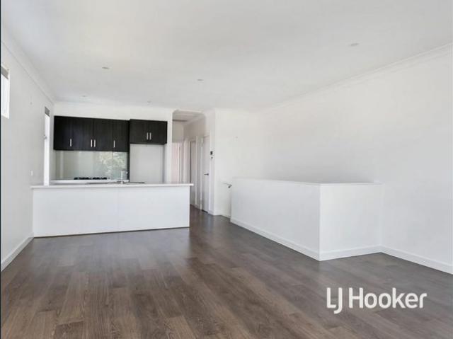 Townhouse for rent in Horseshoe Creek, South Australia