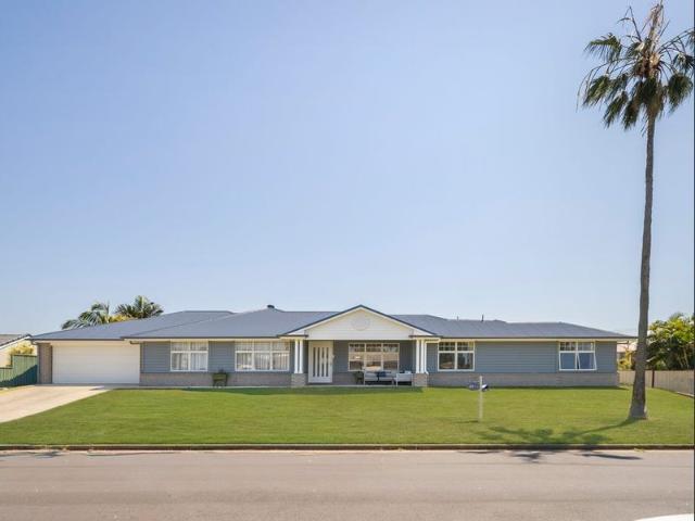 House for sale in Scarborough, Greater Brisbane