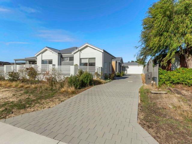 House for sale in Craigie, Western Australia