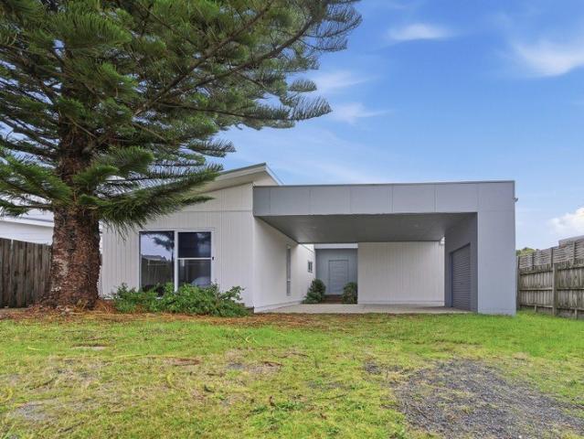 House for sale in Cape Paterson, Victoria