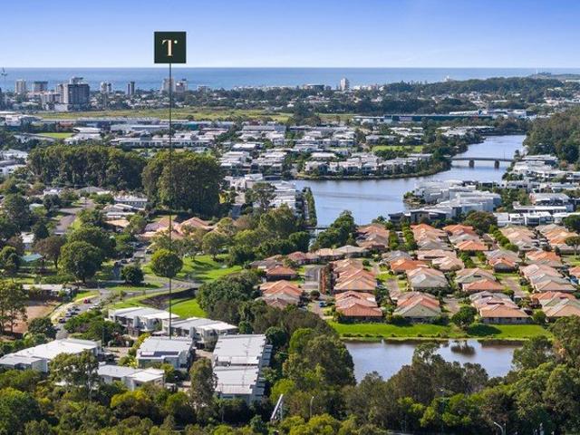 Townhouse for sale in Kings Creek, Queensland