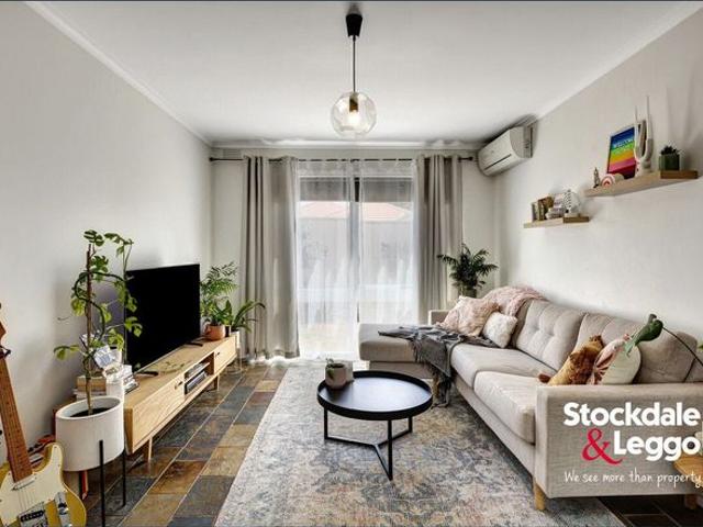 Townhouse for rent in Camerons Creek, Victoria