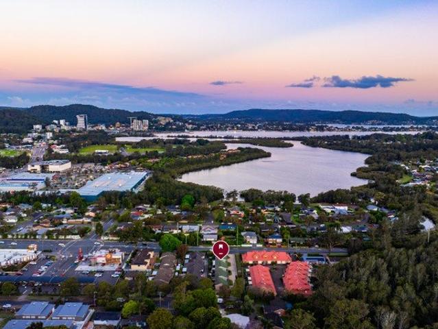 Townhouse for sale in West Gosford, Gosford