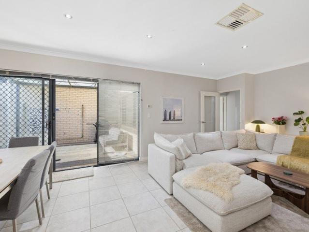 Villa for sale in Stirling, Western Australia