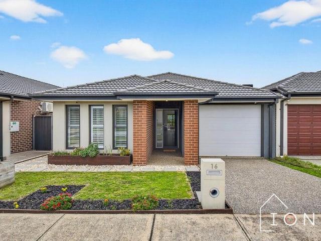 House for sale in Clyde, Victoria