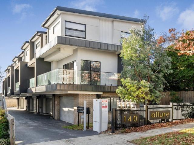 Townhouse for rent in Camerons Creek, Victoria
