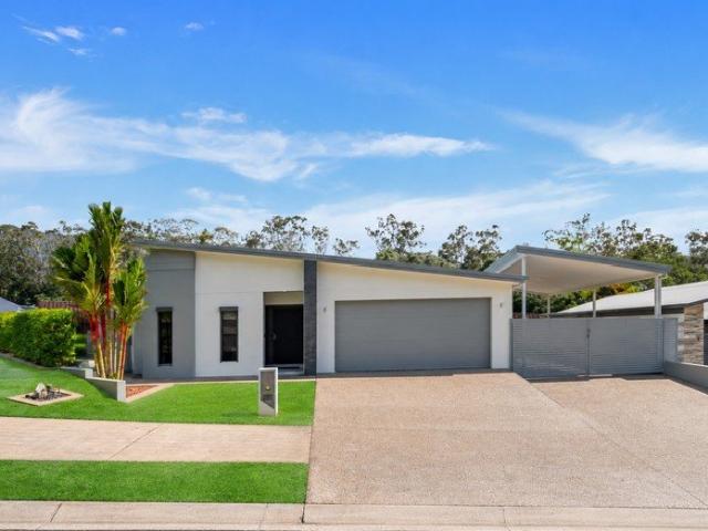 House for sale in Kewarra Beach, Queensland