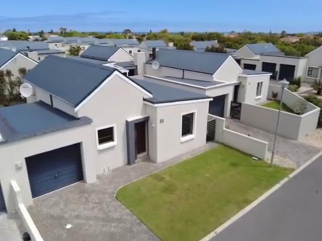 House for rent in Sandbaai, Overstrand Local Municipality
