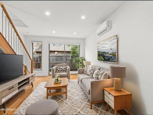 Townhouse for rent in Camerons Creek, Victoria