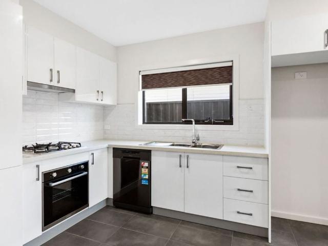 Townhouse for rent in Camerons Creek, Victoria