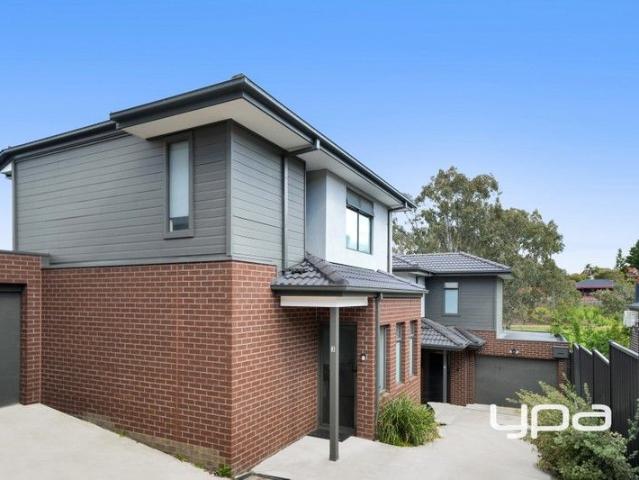 Townhouse for sale in Camerons Creek, Victoria