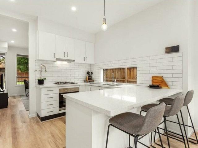 House for rent in Heidelberg Heights, Melbourne