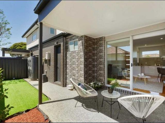 Townhouse for rent in Camerons Creek, Victoria