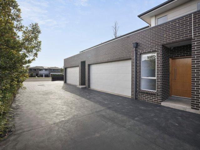Townhouse for sale in Sydney, New South Wales