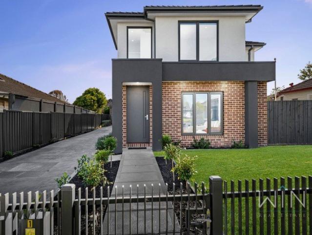 Townhouse for sale in Camerons Creek, Victoria