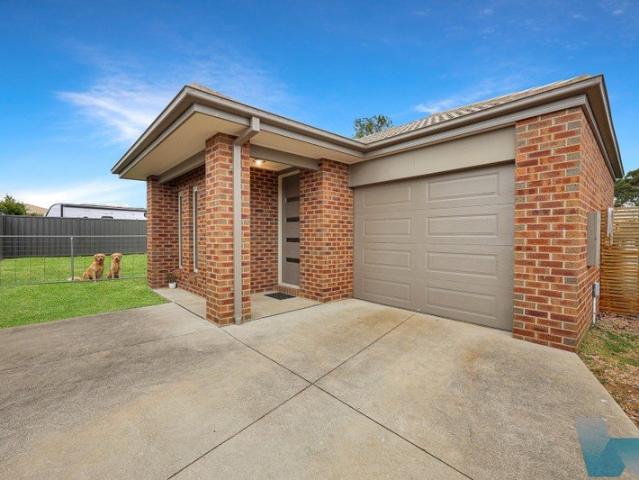House for rent in Wy Yung, Victoria