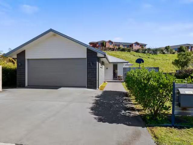 House for sale in Hillsborough, Taranaki