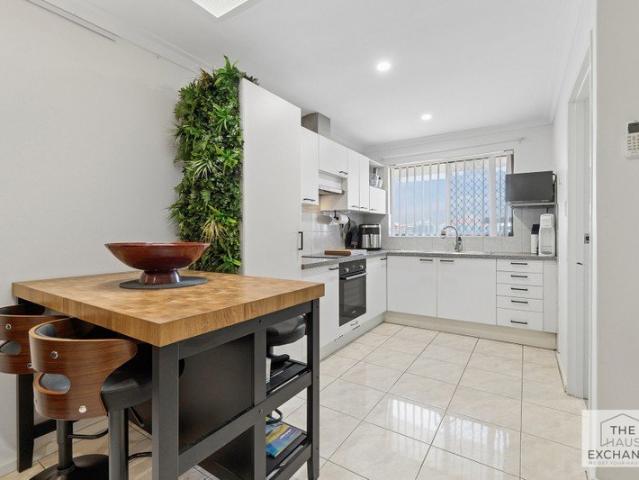 Villa for sale in Osborne Park, City of Stirling