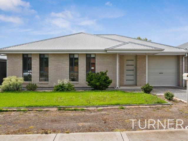 House for sale in Morphett Vale, Adelaide