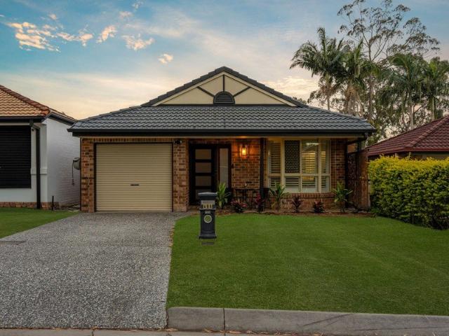 House for sale in Centennial Park, Greater Brisbane