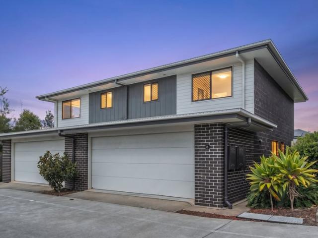 Townhouse for sale in Toombul, Queensland