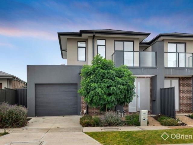 Townhouse for rent in Camerons Creek, Victoria