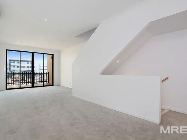Townhouse for rent in Camerons Creek, Victoria