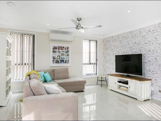 House for rent in Lake Illawarra, Shellharbour City Council
